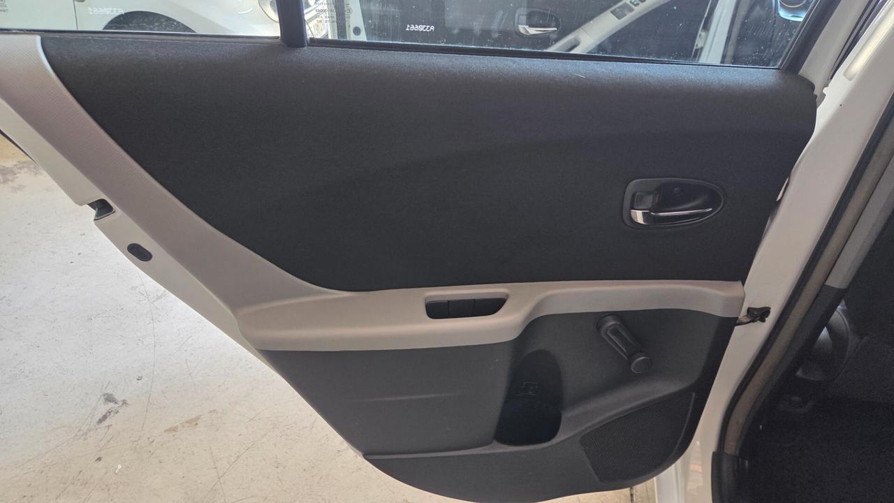 Toyota Yaris 1.0 5 porte Sol unico proprietario