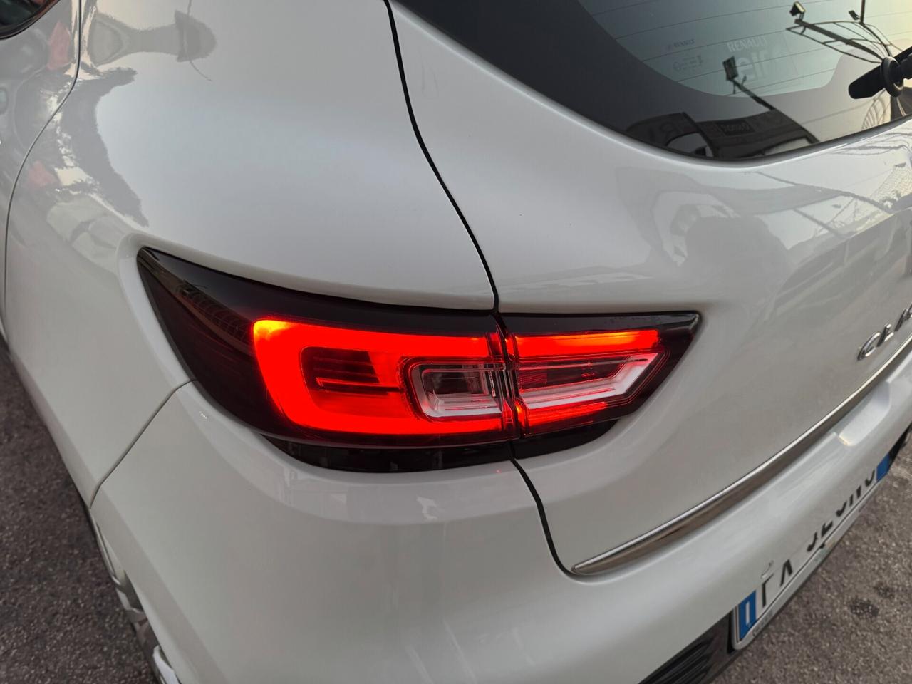 N1 Renault Clio1.5 DCI FARI FULL LED 2019