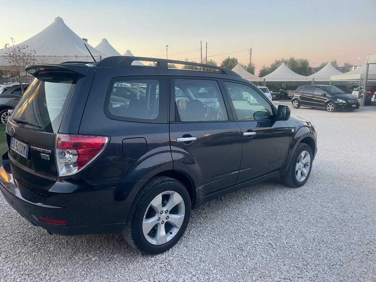 SUBARU - Forester - 2.0D XS VQ