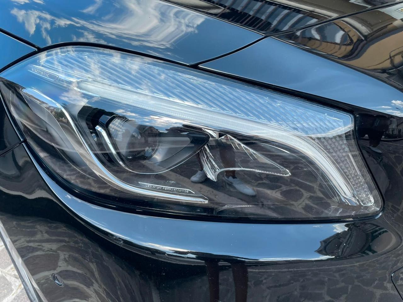 Mercedes-benz A 180 d Premium