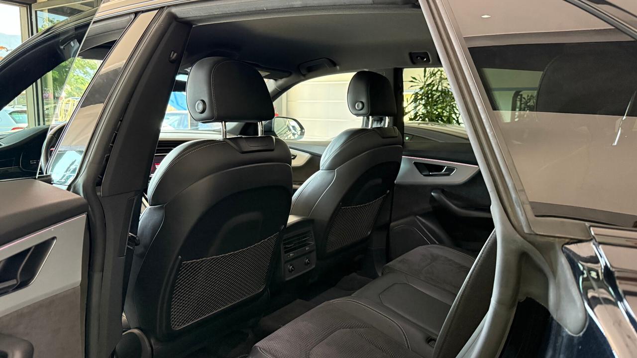 Audi Q8 50 TDI 286 CV quattro S LINE