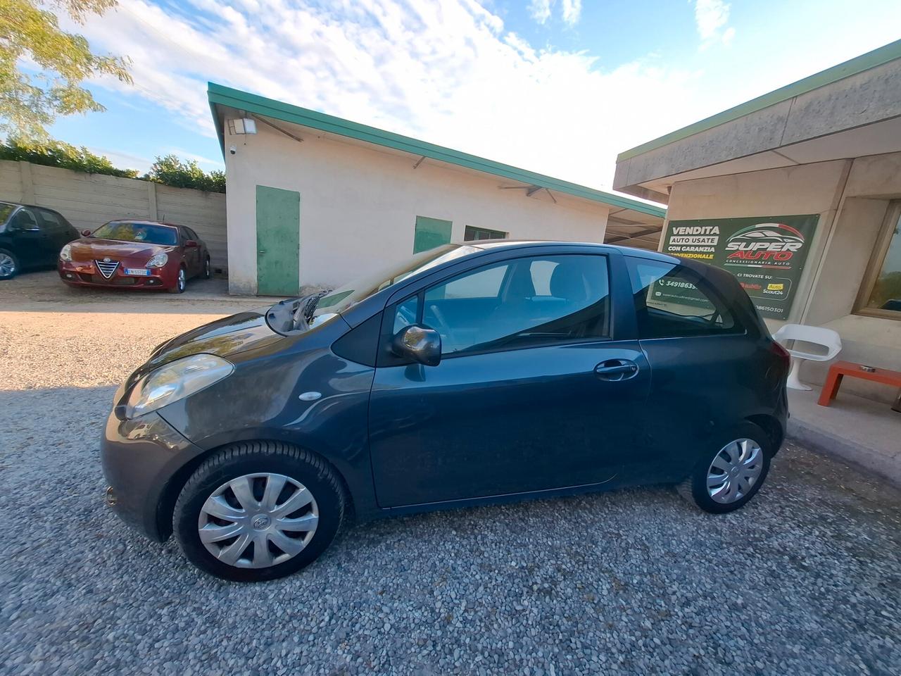 Toyota Yaris 1.3 3 porte Navi