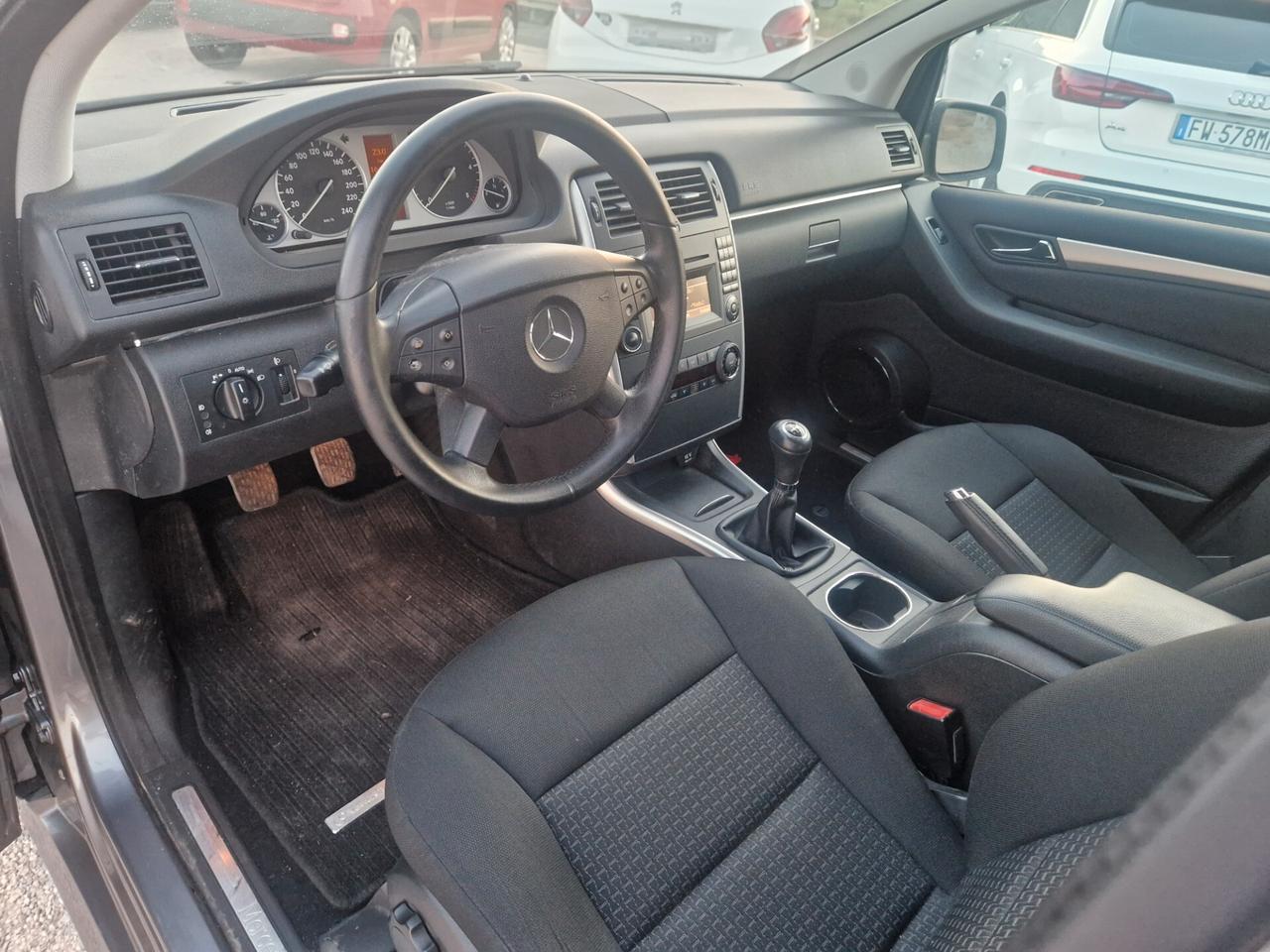 Mercedes-benz B 180 CDI Premium