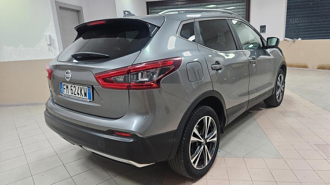 Nissan Qashqai 1.5 dCi N-Connecta