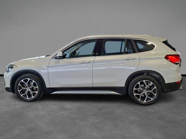 BMW X1 sDrive18i xLine Aut. + Tetto apr.