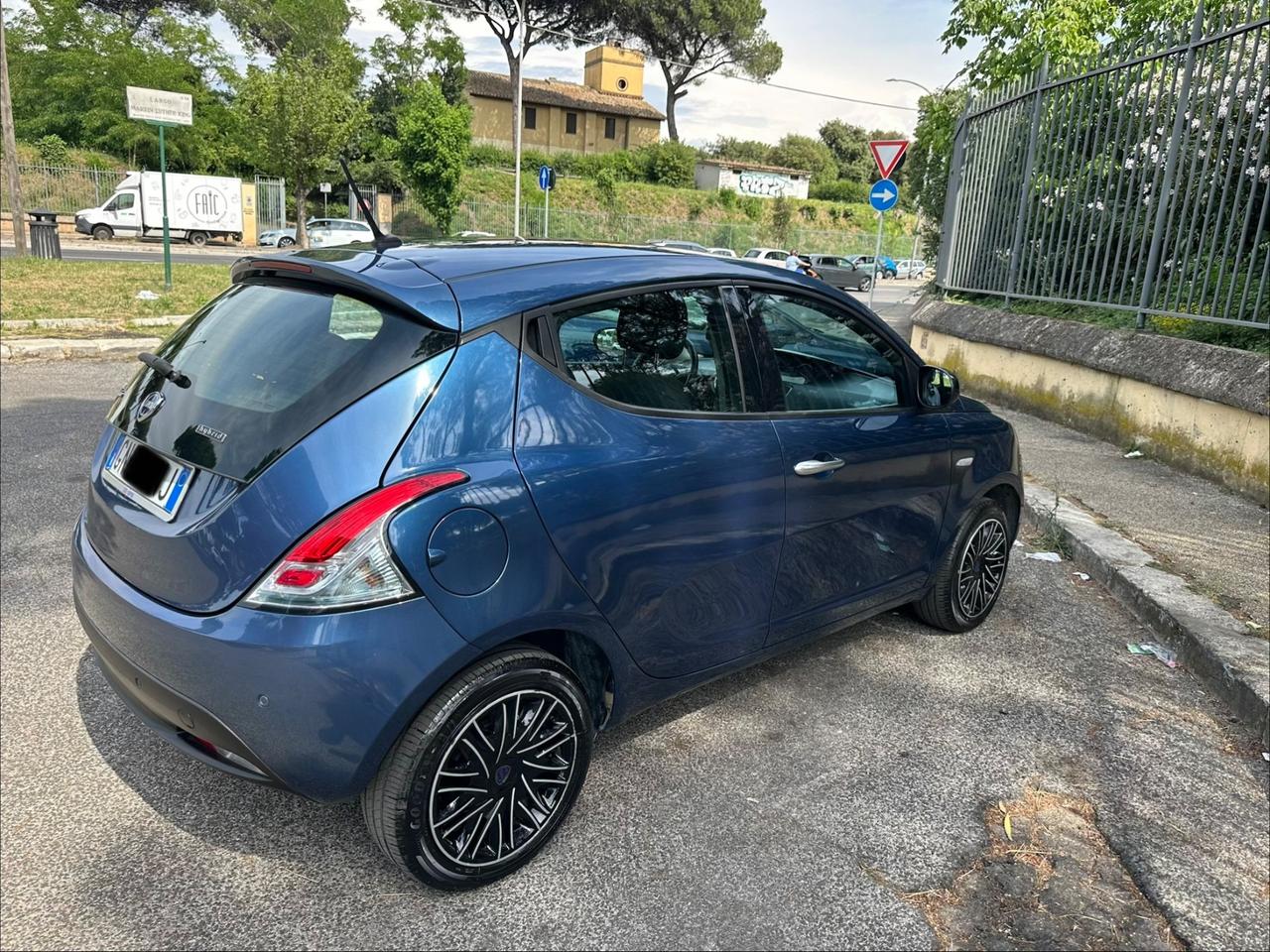 Lancia Ypsilon 1.0 Benzina Ibrida 26 Mila Km 2023