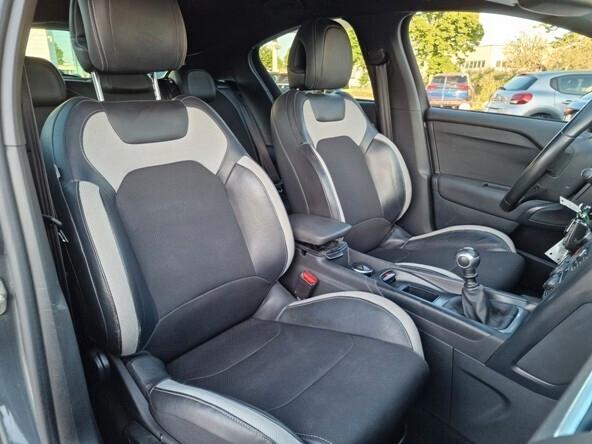 DS 4 1.6 e-HDi 115 So Chic