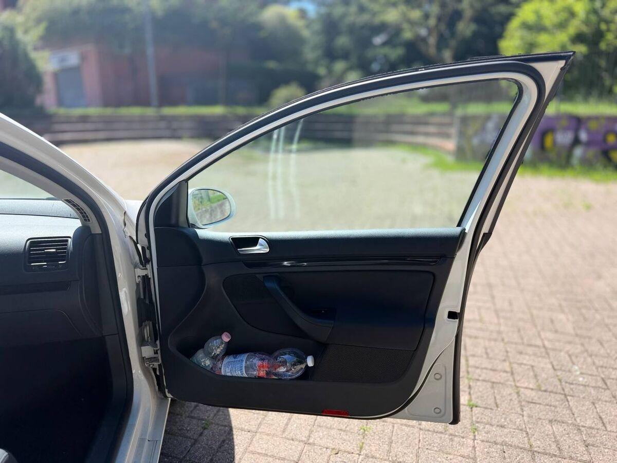 Volkswagen Golf 2.0 tdi Gt Sport 3p dsg dpf