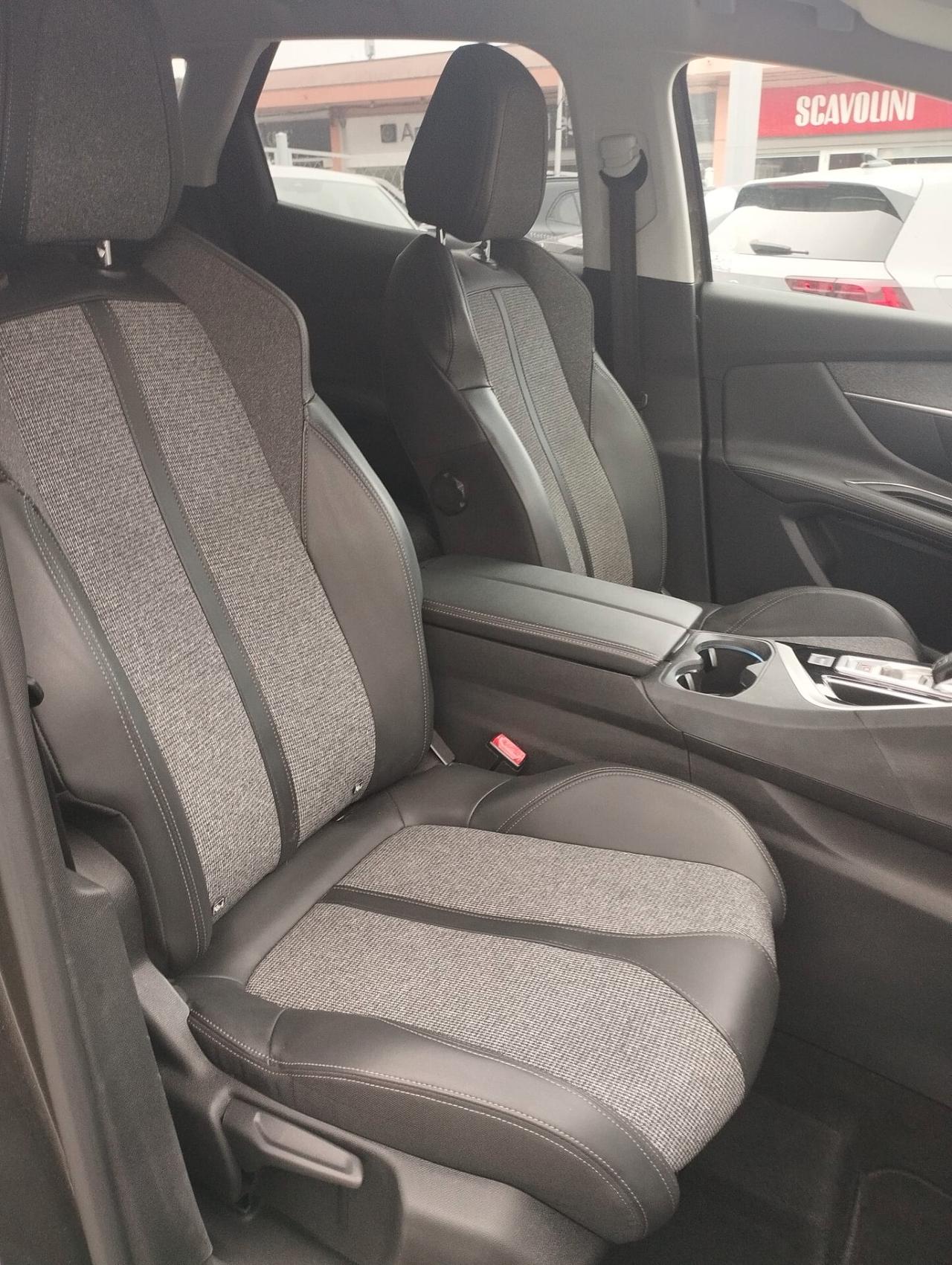 Peugeot 3008 BlueHDi 130 S&S EAT8 Allure