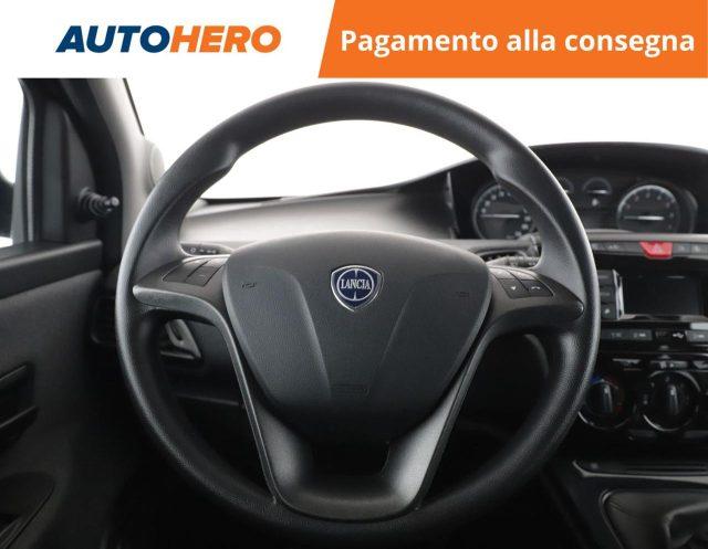 LANCIA Ypsilon 1.0 FireFly 5 porte S&S Hybrid Ecochic Silver