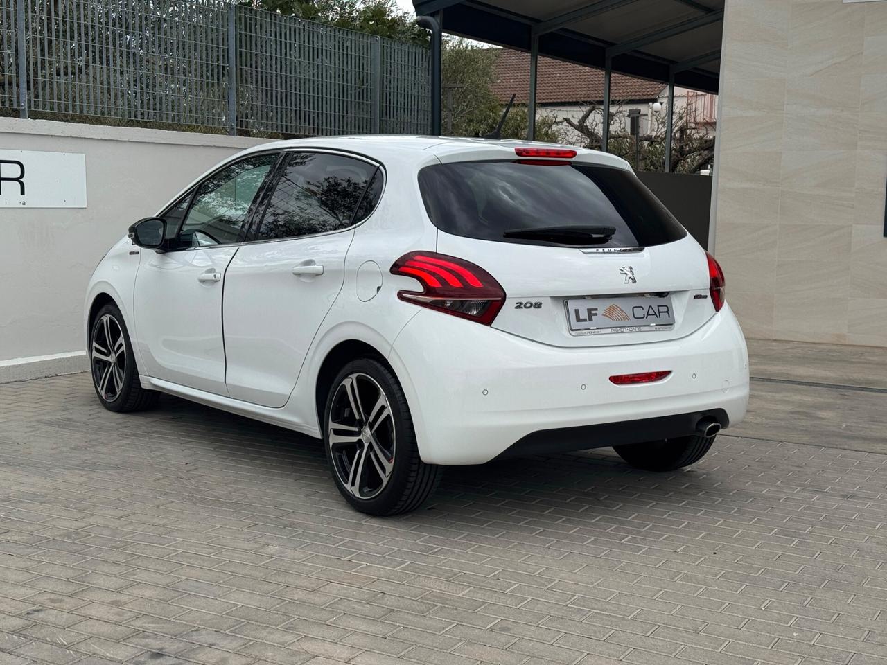 Peugeot 208 PureTech Turbo 110 cv EAT6 S&S 5 porte GT Line