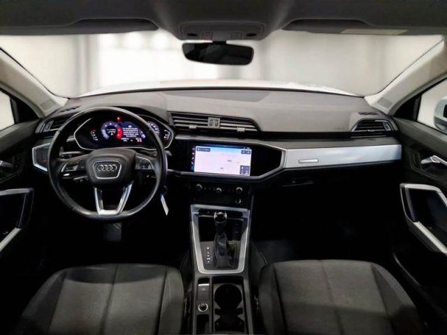 AUDI Q3 35 TDI S tronic Business Advanced