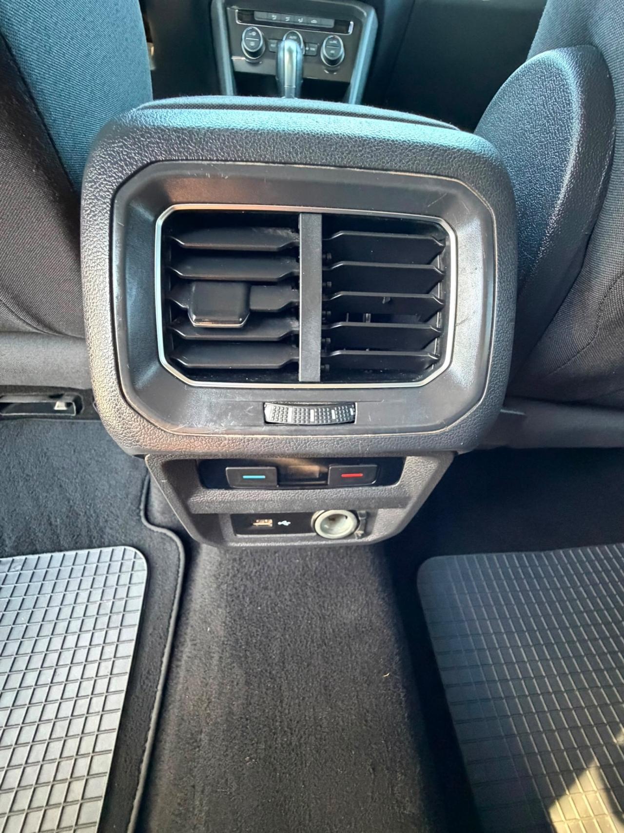 Volkswagen Tiguan Allspace Diesel-Automatica- 4X4
