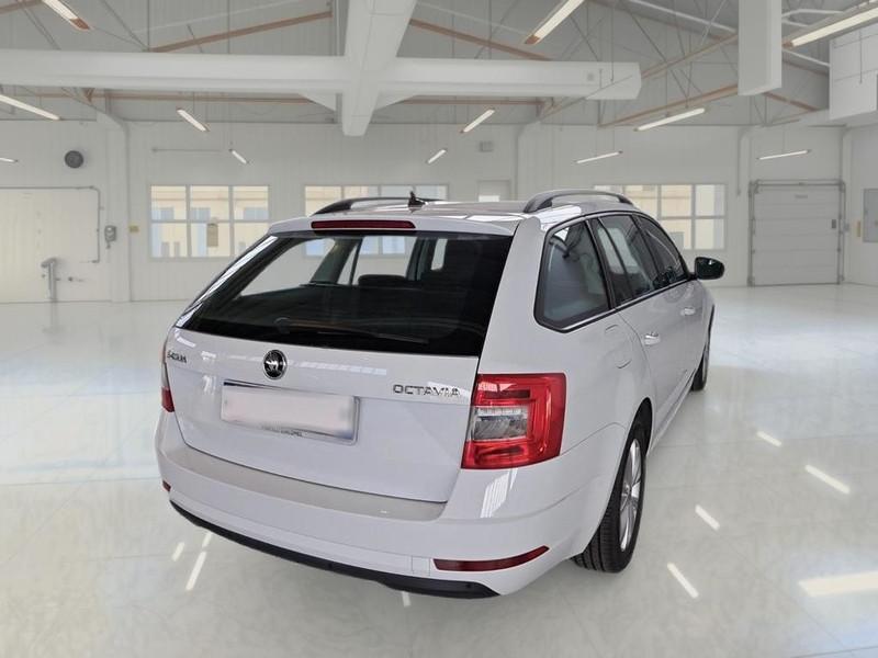 SKODA OCTAVIA 1.6 TDI EXECUTIVE STATION WAGON