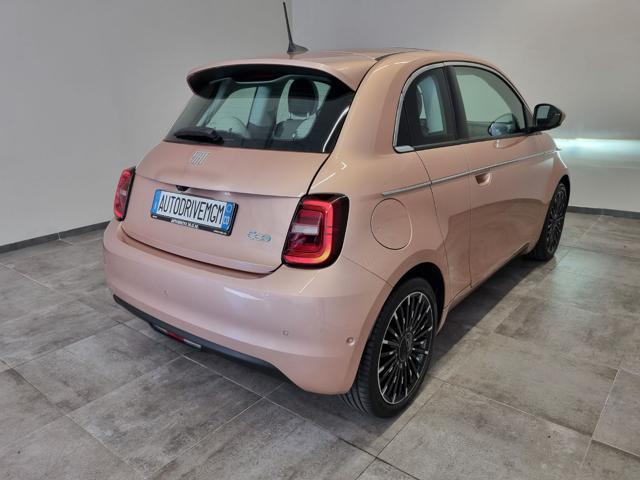 FIAT 500e 3+1 42 kWh La Prima