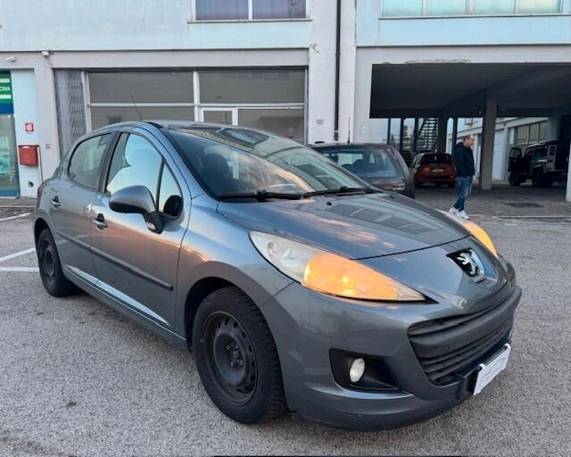 Peugeot 207 1.4 HDi 70CV 5p. X Line