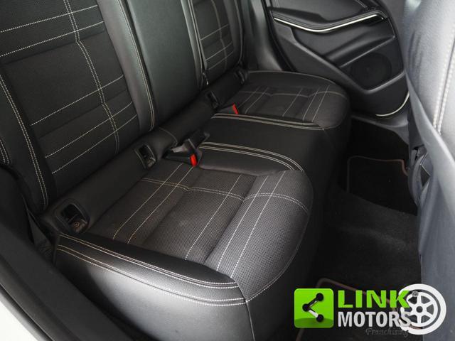 MERCEDES-BENZ GLA 200 d Sport autom