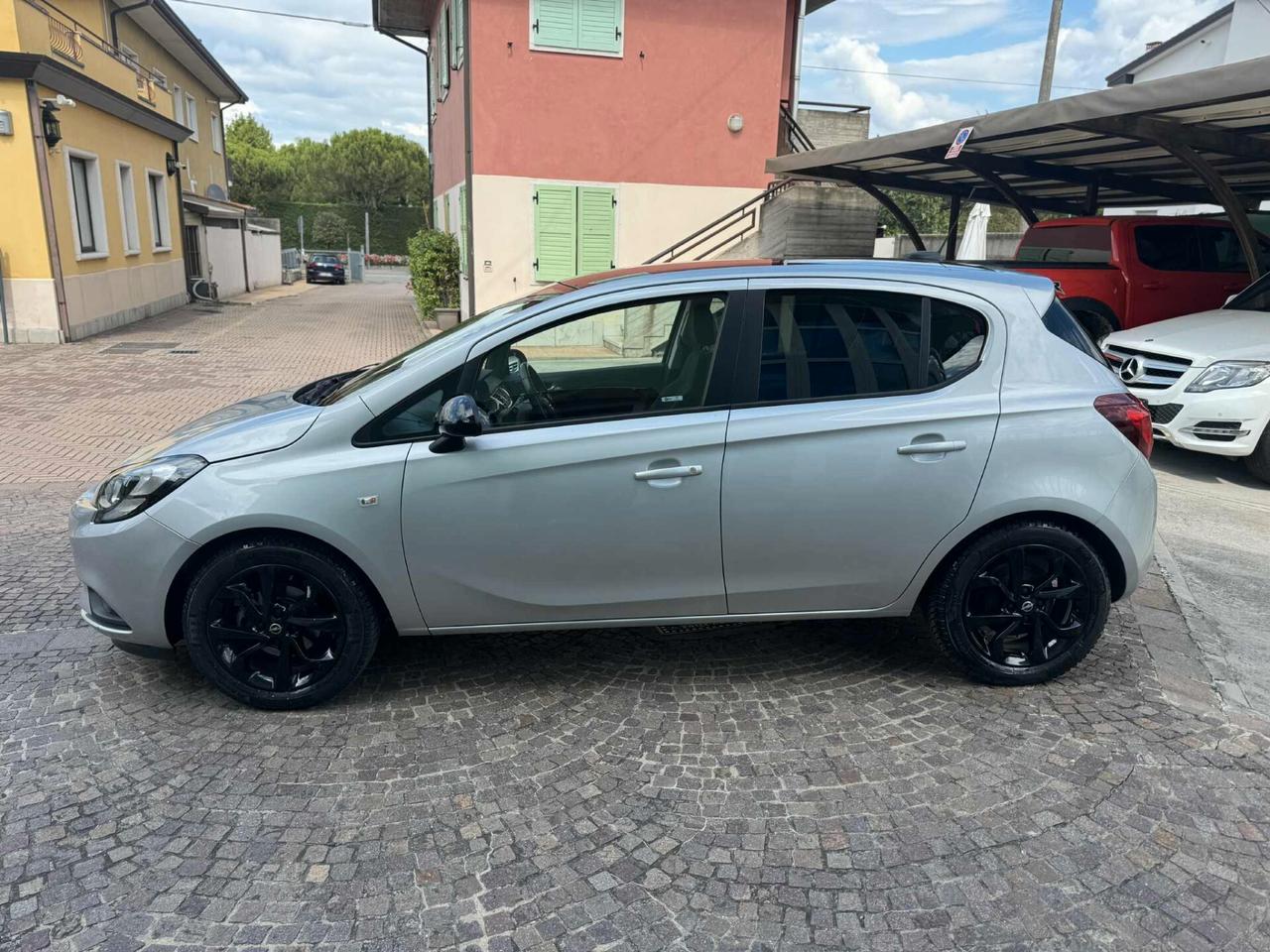 Opel Corsa 1.4 90CV GPL Tech 5 porte Innovation