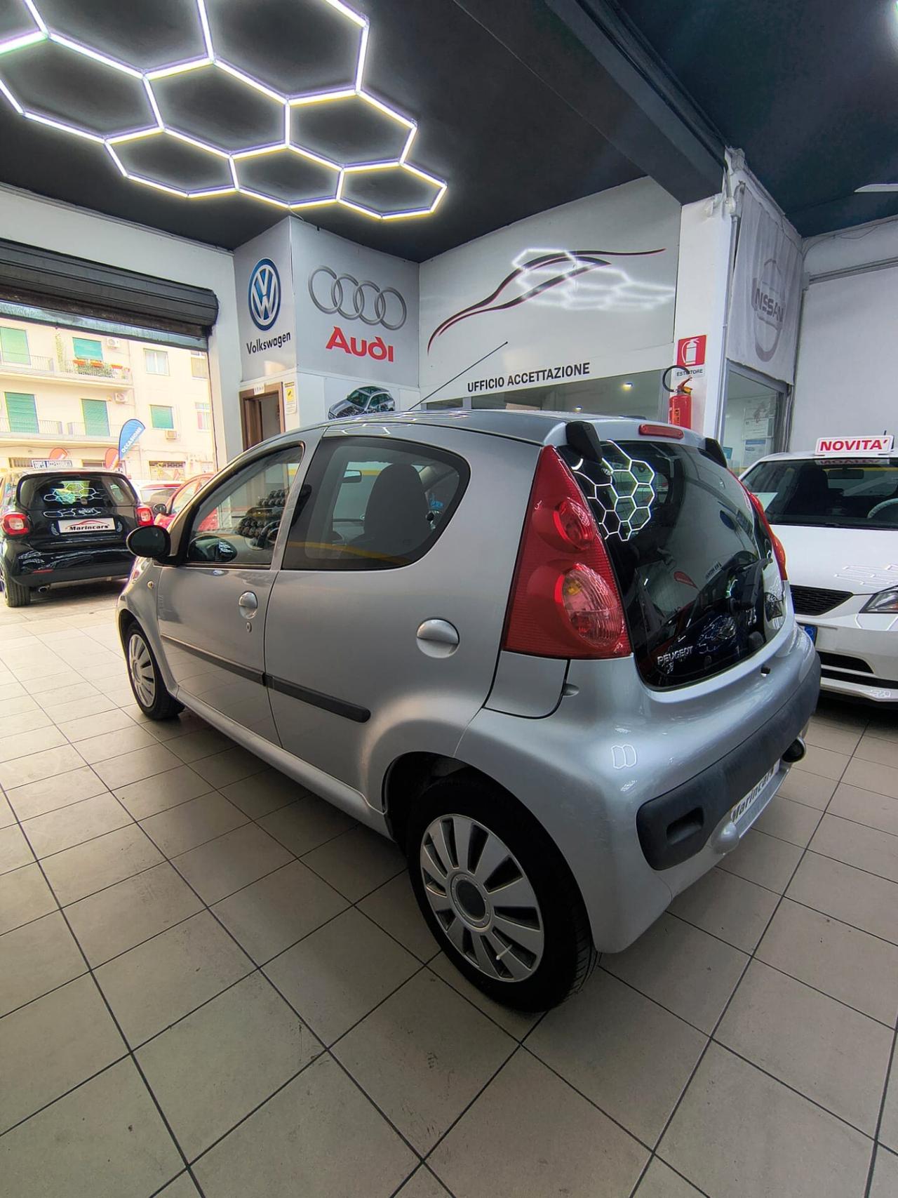 Peugeot 107 1.0 68CV 5p. Sweet Years