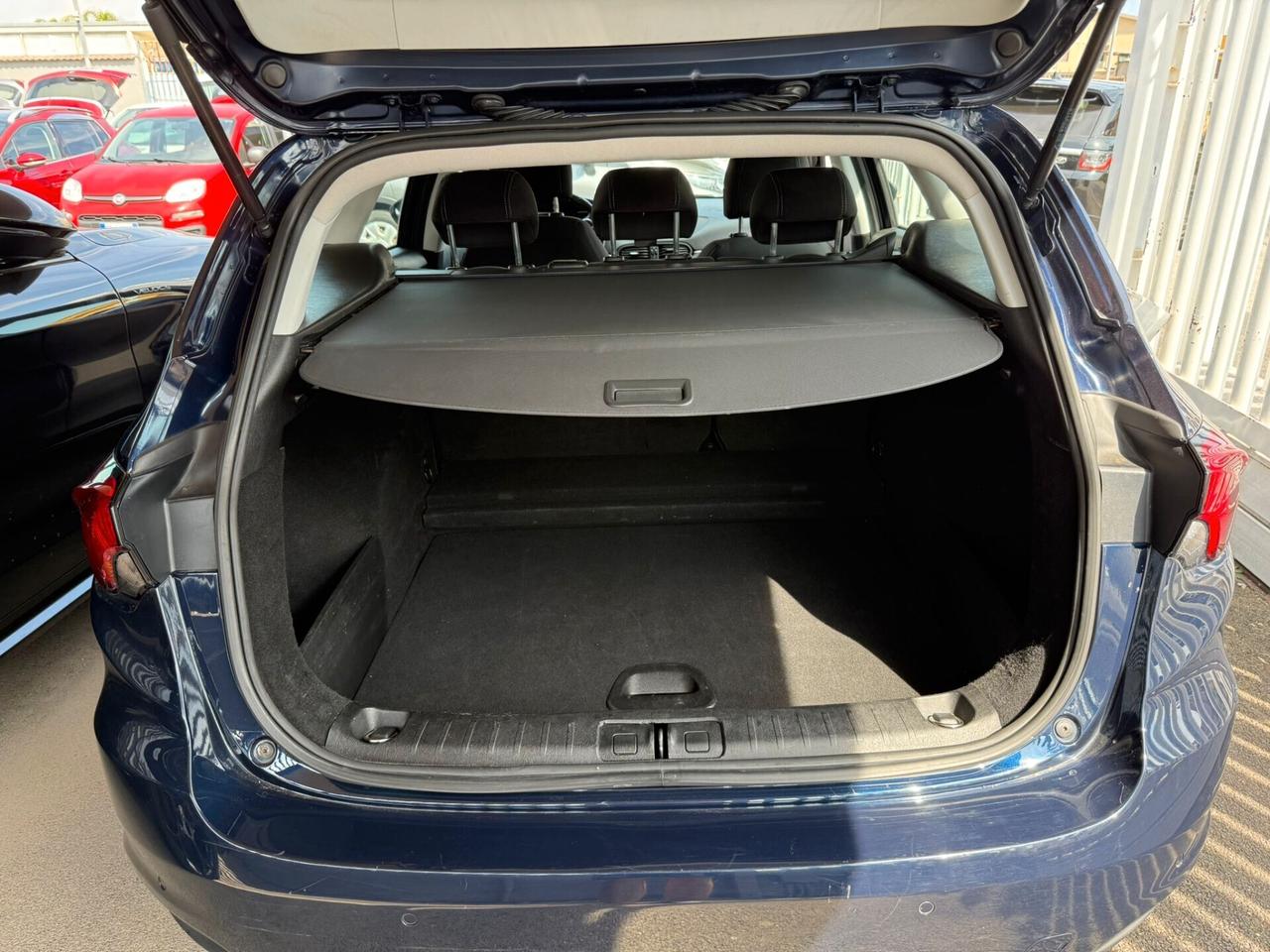 Fiat Tipo 1.6 Mjt S&S DCT SW Lounge