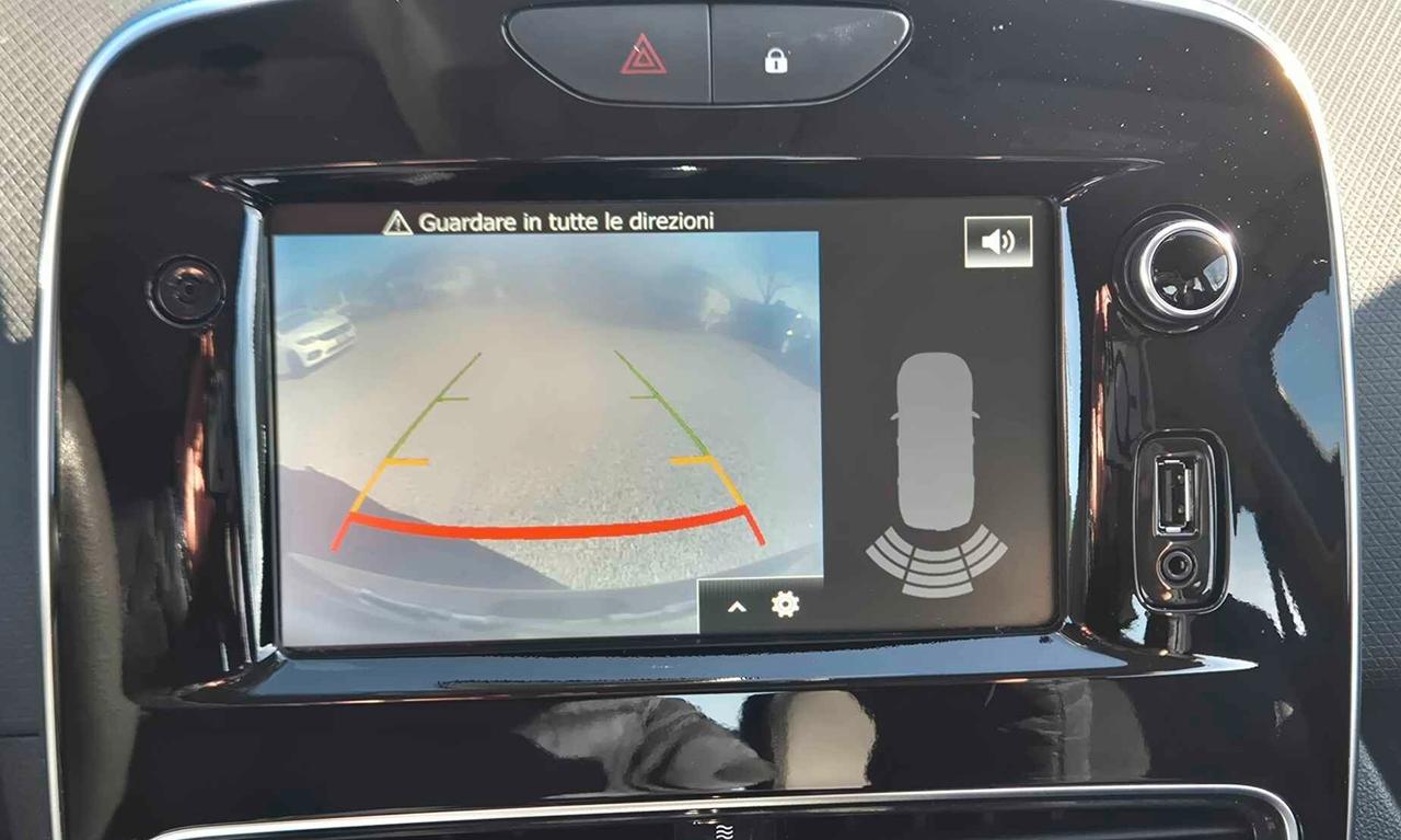 Renault CLIO 1.5 DCI 90CV 5P N1 4 POSTI MOSCHINO ZEN E6D