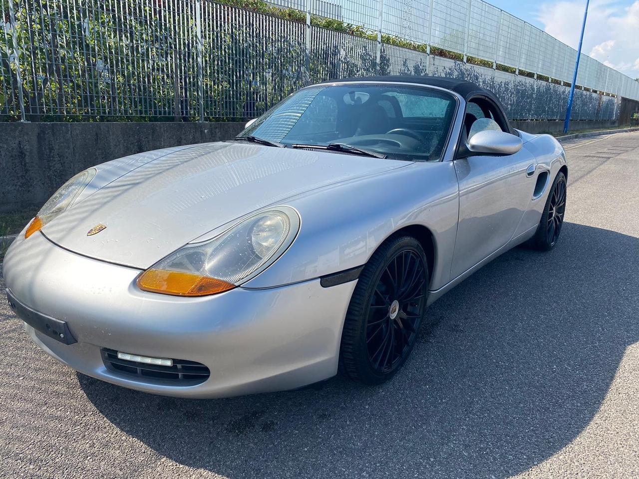 Porsche Boxster 2.5i 24V cat