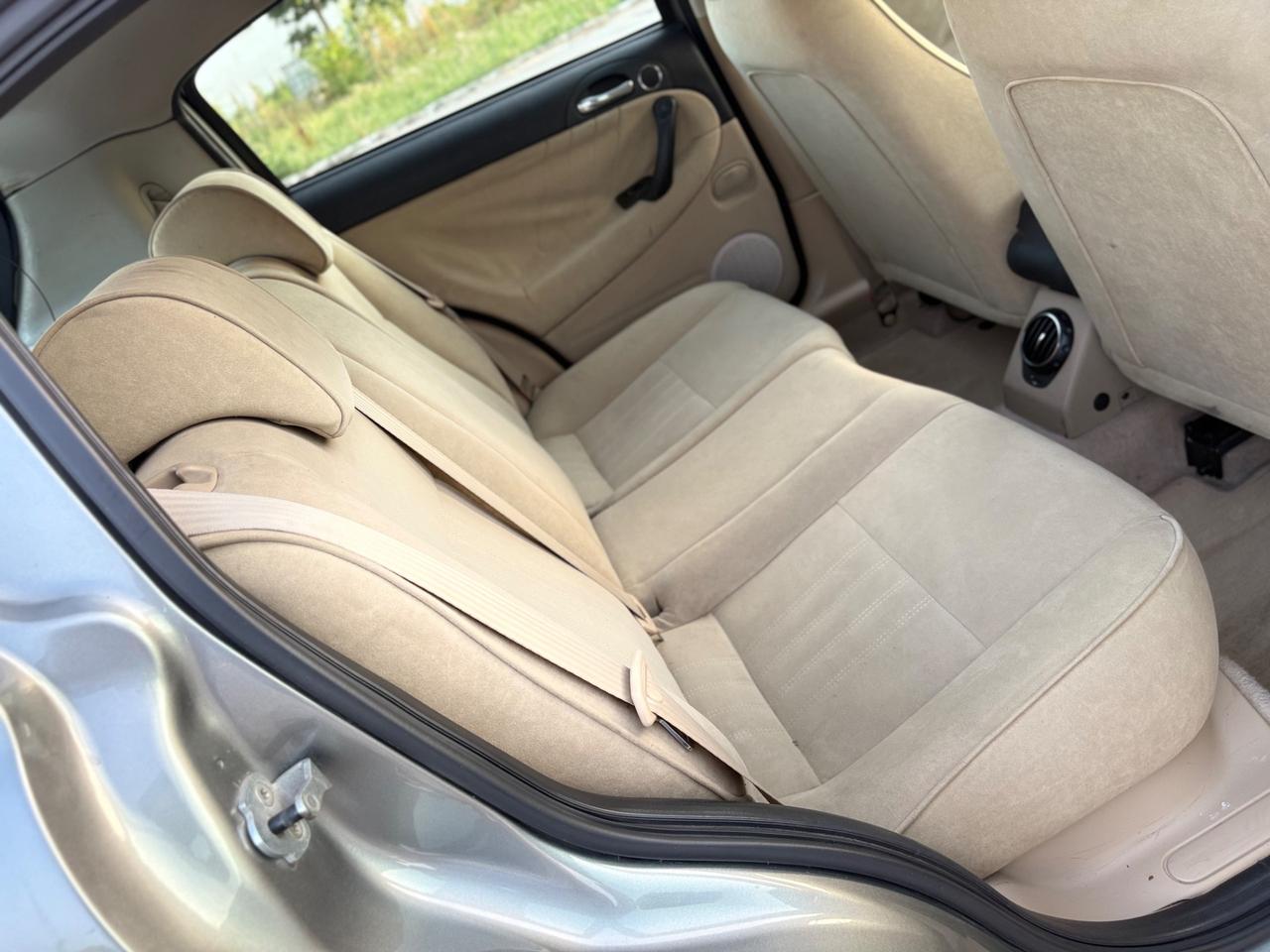 Alfa Romeo 147 1.9 JTD 120 CV5P Distinctive IN ORDINE