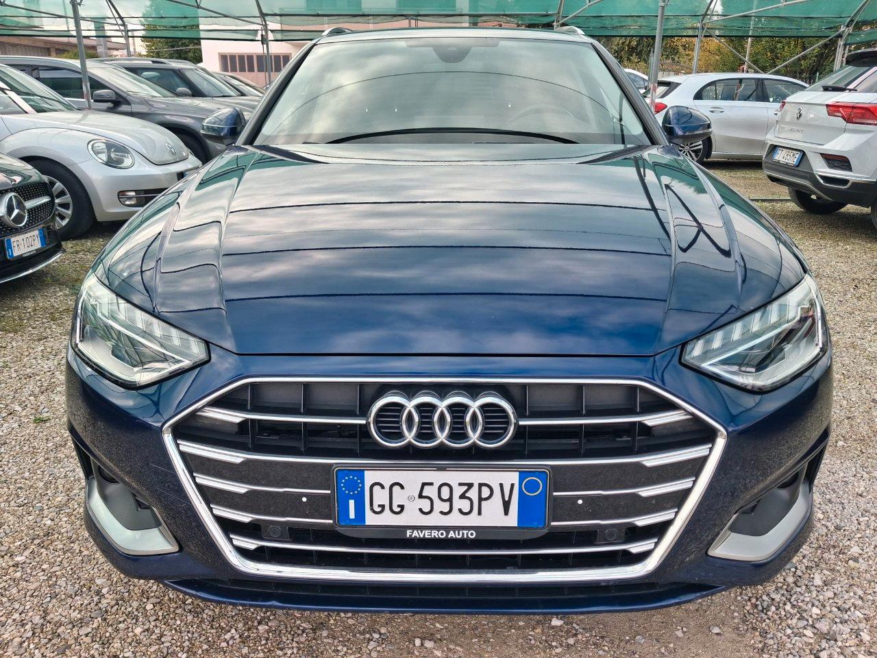 Audi A4 Avant 40 2.0 tdi Business Sport 190cv s-tronic