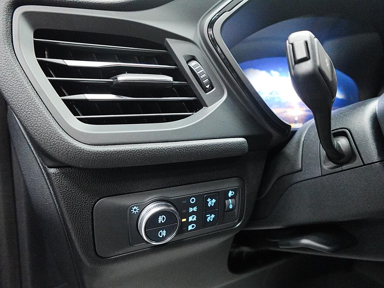 Ford Kuga 2.0 EcoBlue 120 CV POWERSHIFT ST LINE