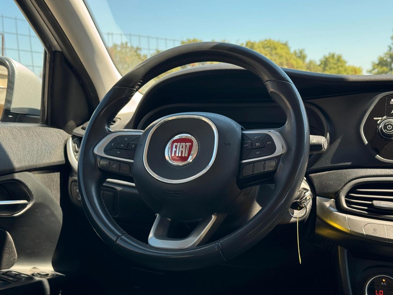 Fiat Tipo 1.6 Mjt S&S 5 porte Lounge 95 cv