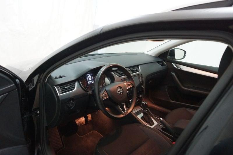 Skoda Octavia Octavia 1.6 TDI SCR 115 CV DSG Wagon Executive