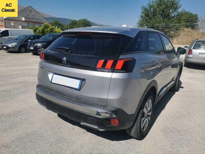 Peugeot 3008 Business 1.5 BlueHDI (130 cv)