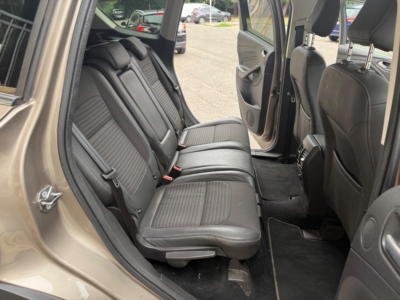 Ford Kuga 1.5 EcoBoost 120 CV S&S 2WD Titanium Business