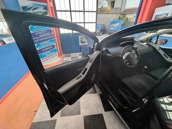 Toyota Yaris 1.3 5 porte M-MT Sol