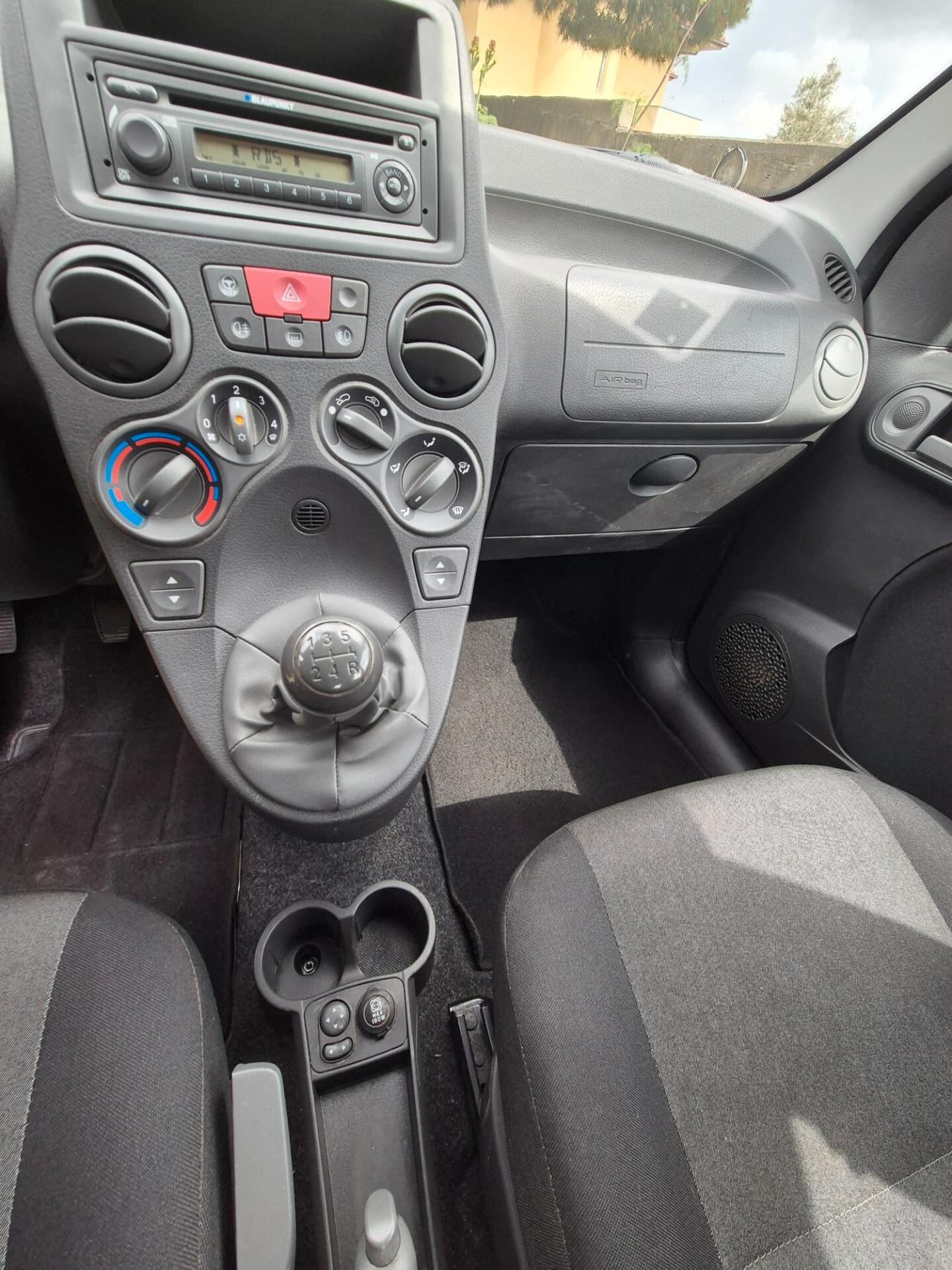 Fiat Panda 1.3 MJT 16V DPF 4x4 Climbing