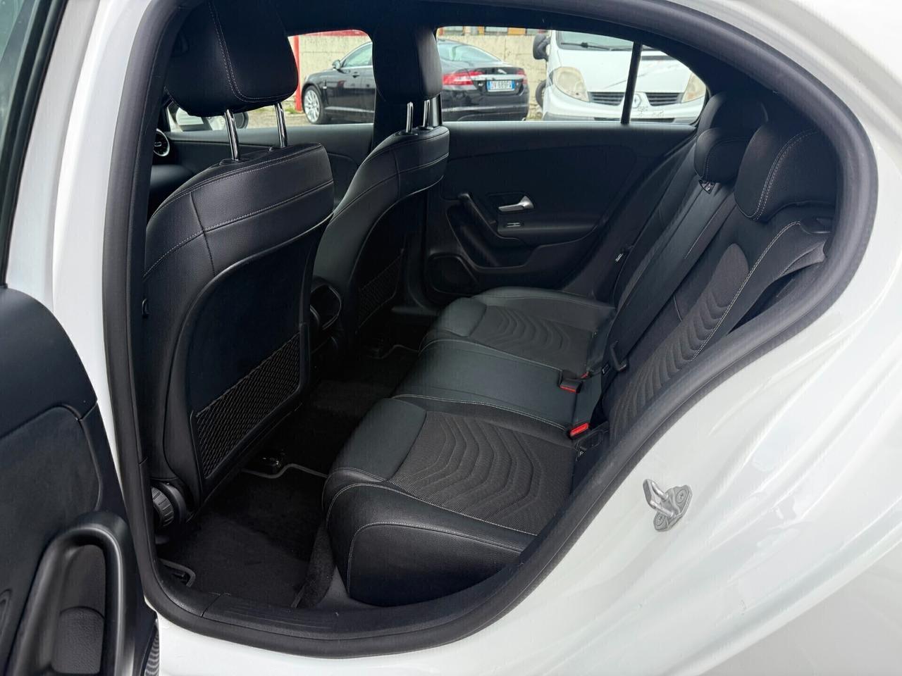 Mercedes-benz A 180 A 180 d Automatic Premium
