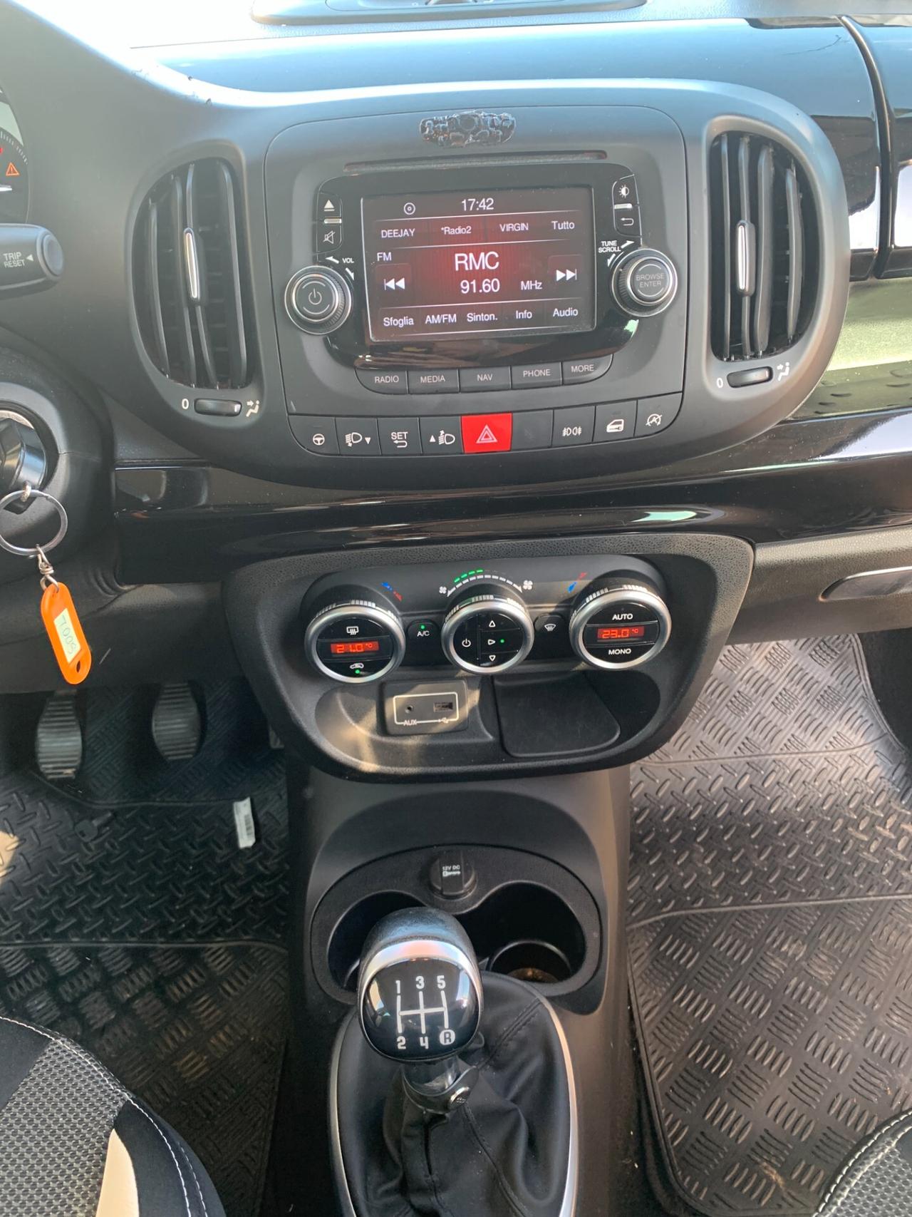 Fiat 500L 1.3 MJT 85Cv TREKKING SINISTRATA