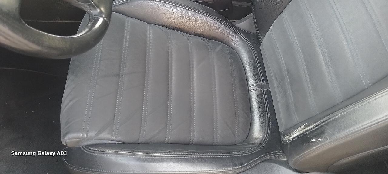 Volkswagen Passat 2.0 TDI DPF Var. Highline