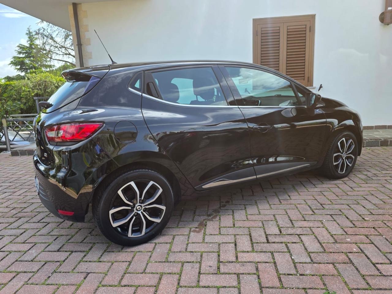 Renault Clio dCi 8V 90CV Start&Stop 5 porte Energy Zen