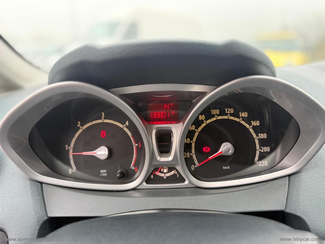 FORD Fiesta 1.4 TDCi 68 CV 5p. Titanium