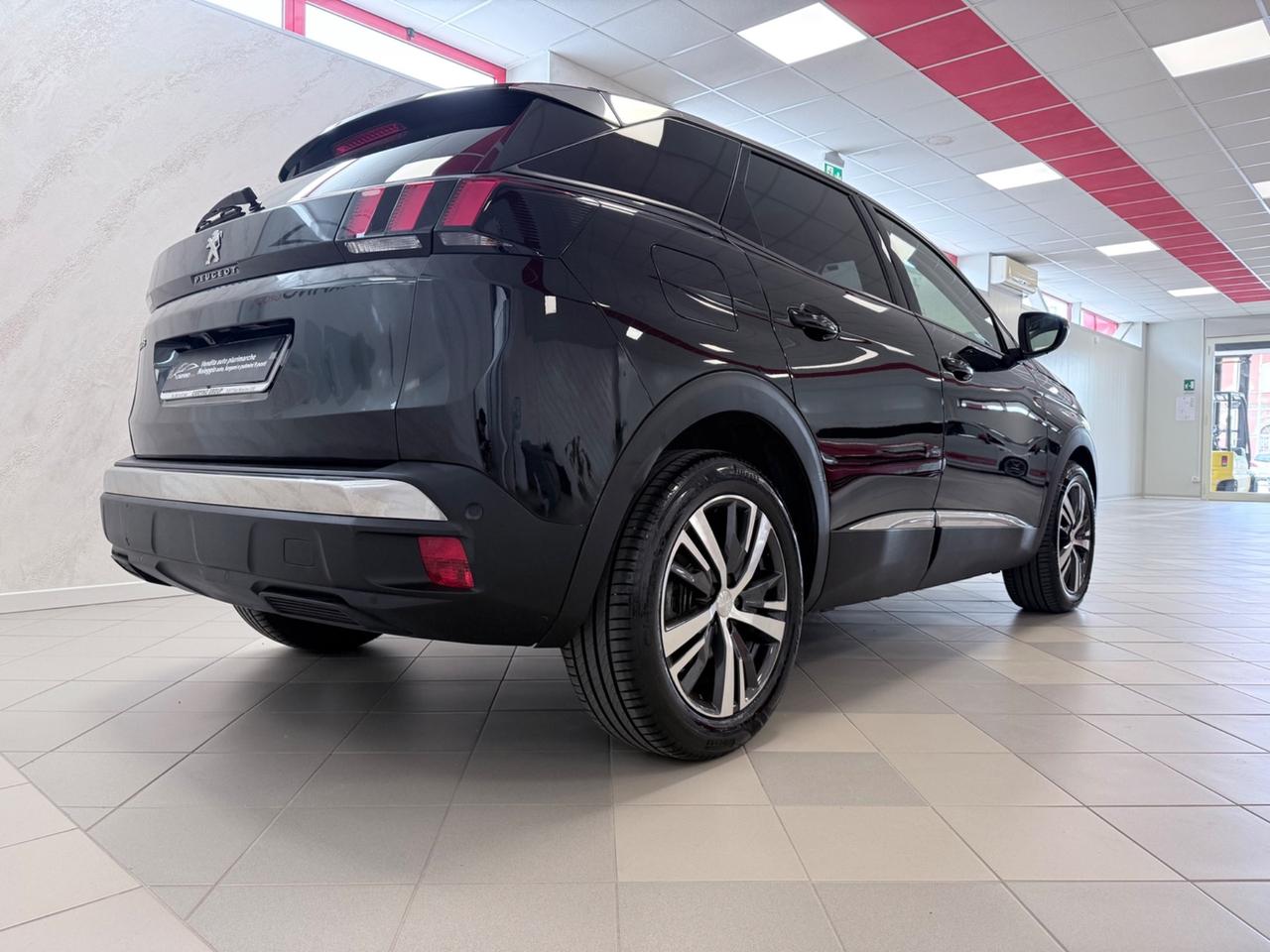 Peugeot 3008 BlueHDi 130 S&S EAT8 Allure