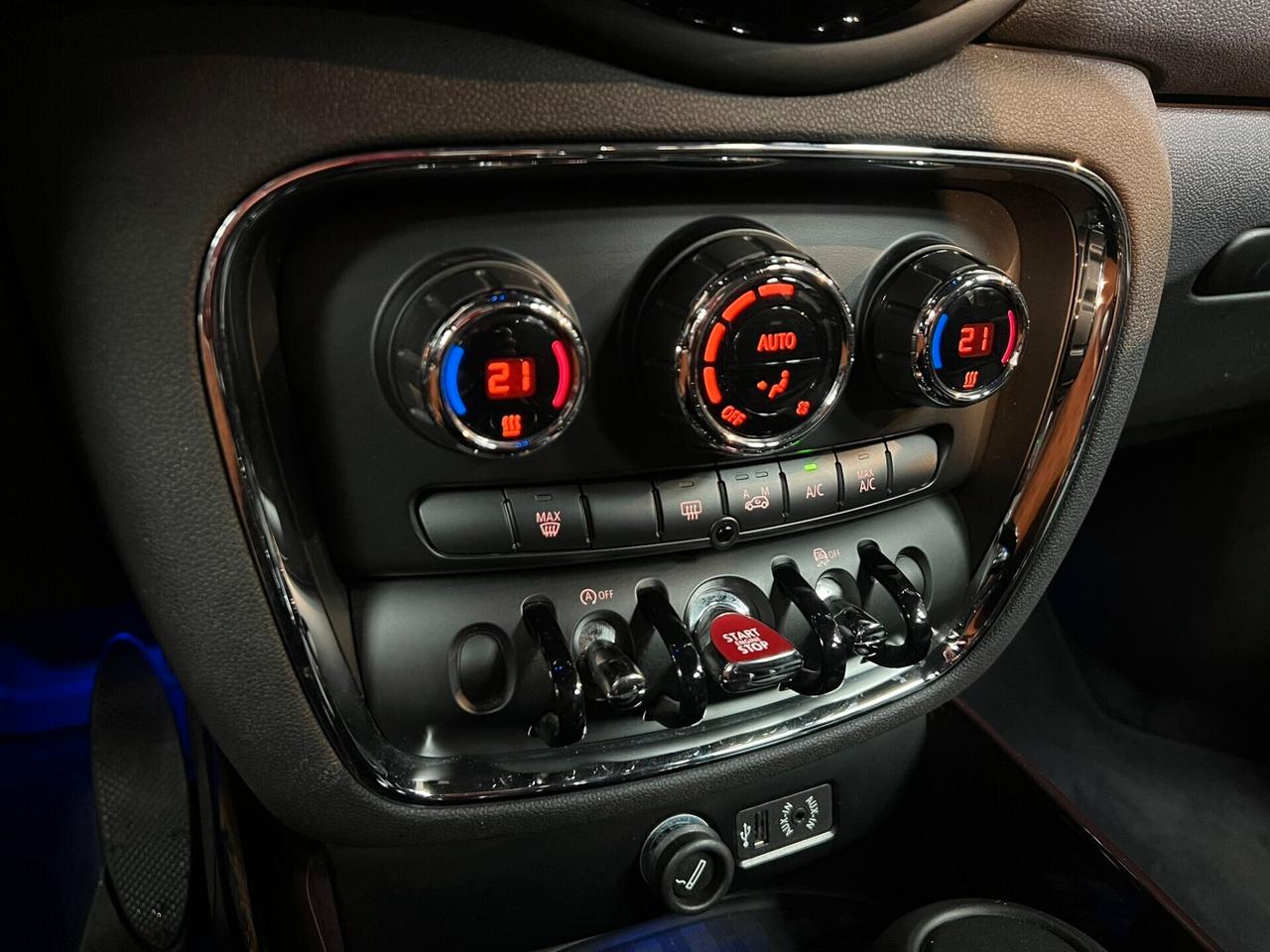 Mini Clubman 2.0 Cooper D Hype auto (042)