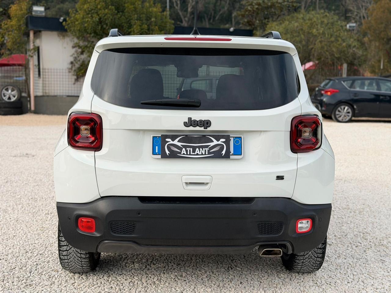 Jeep Renegade 1.3 T4 DDCT S