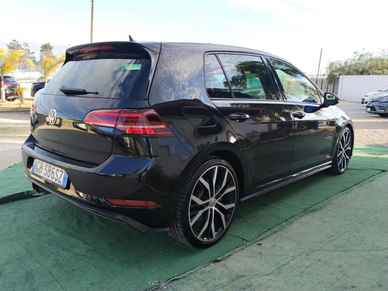Volkswagen Golf 2.0 TDI DSG GTD - 2020