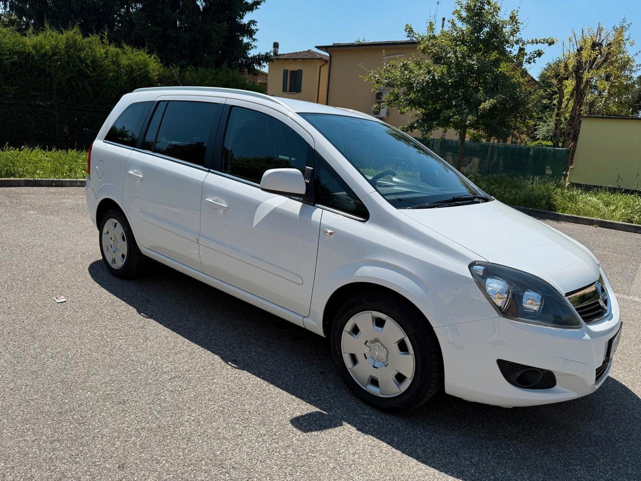 Opel Zafira 1.6 METANO - 7 POSTI - 12 MESI DI GARANZIA -