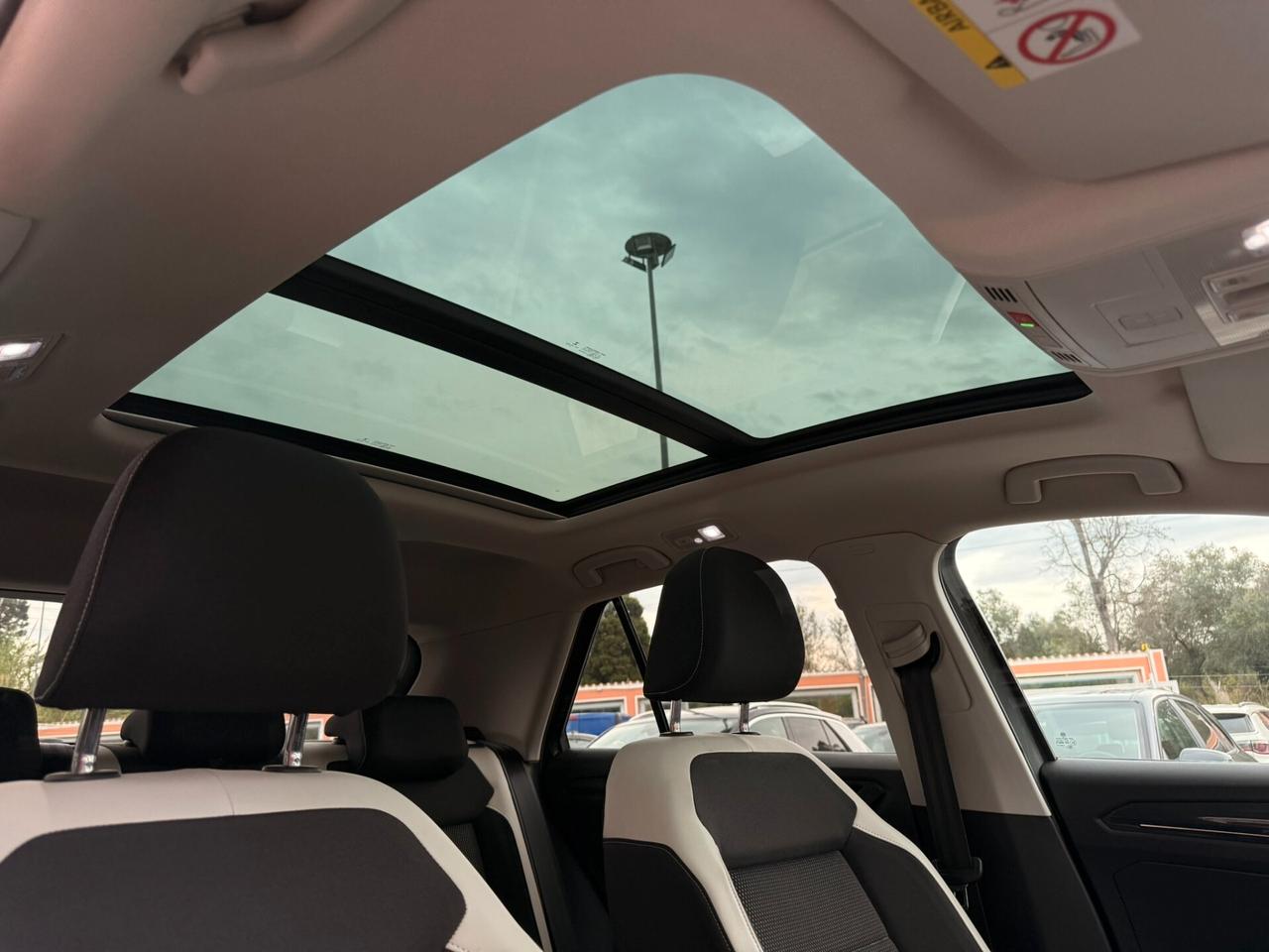 Volkswagen T-Roc 1.6 TDi 116CV Adv. TETTO APR. - 2019