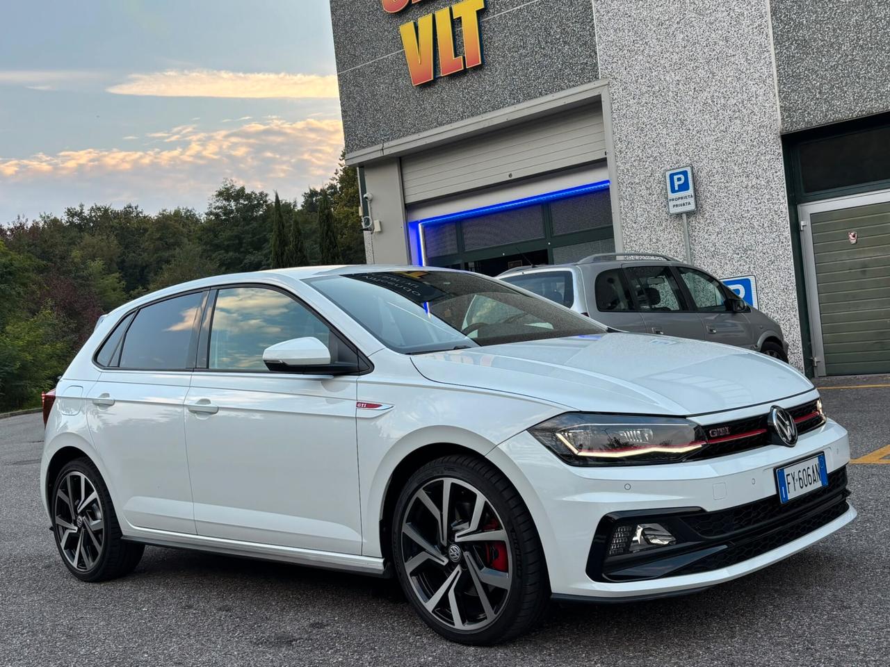 Volkswagen Polo 2.0 TSI DSG GTI BlueMotion Technology
