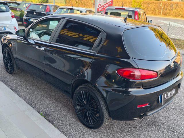 ALFA ROMEO 147 1.9 JTD (120) 5 porte Moving