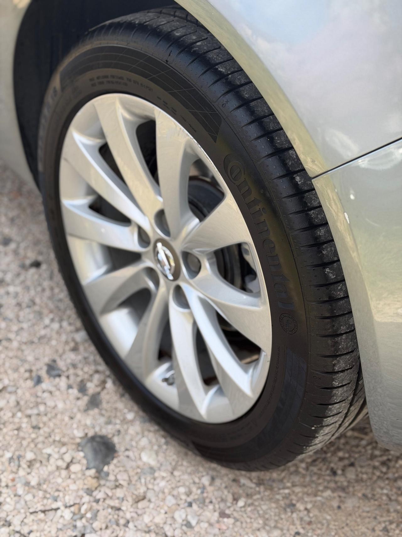 Opel INSIGNA COSMO UNICOPR KMCERT GARANZ