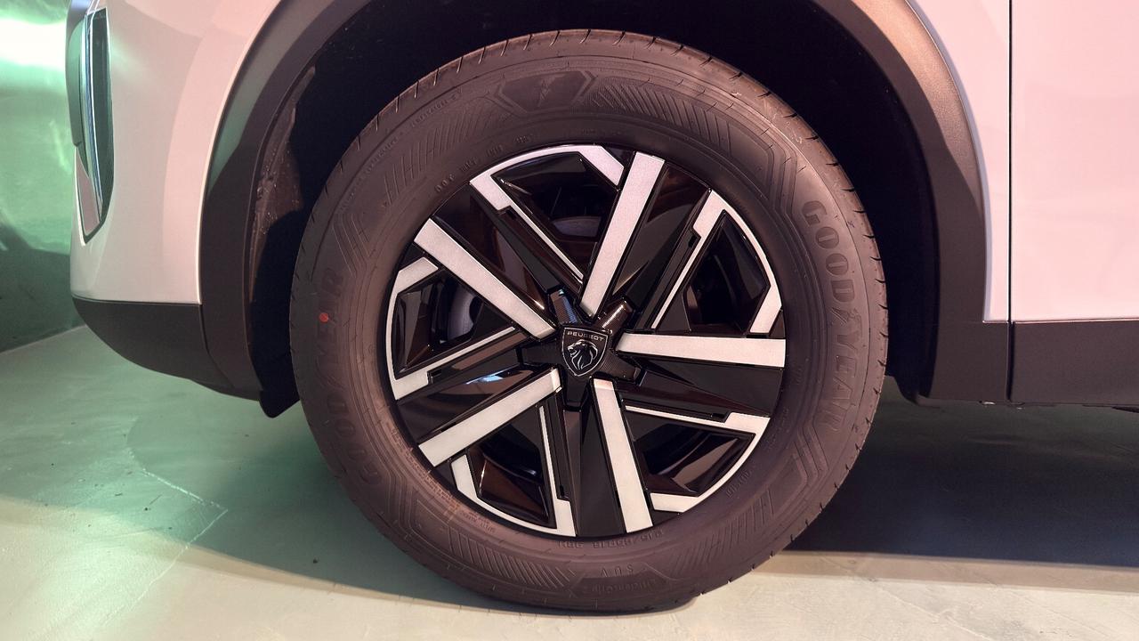 Peugeot 2008 PureTech 100 S&S Style